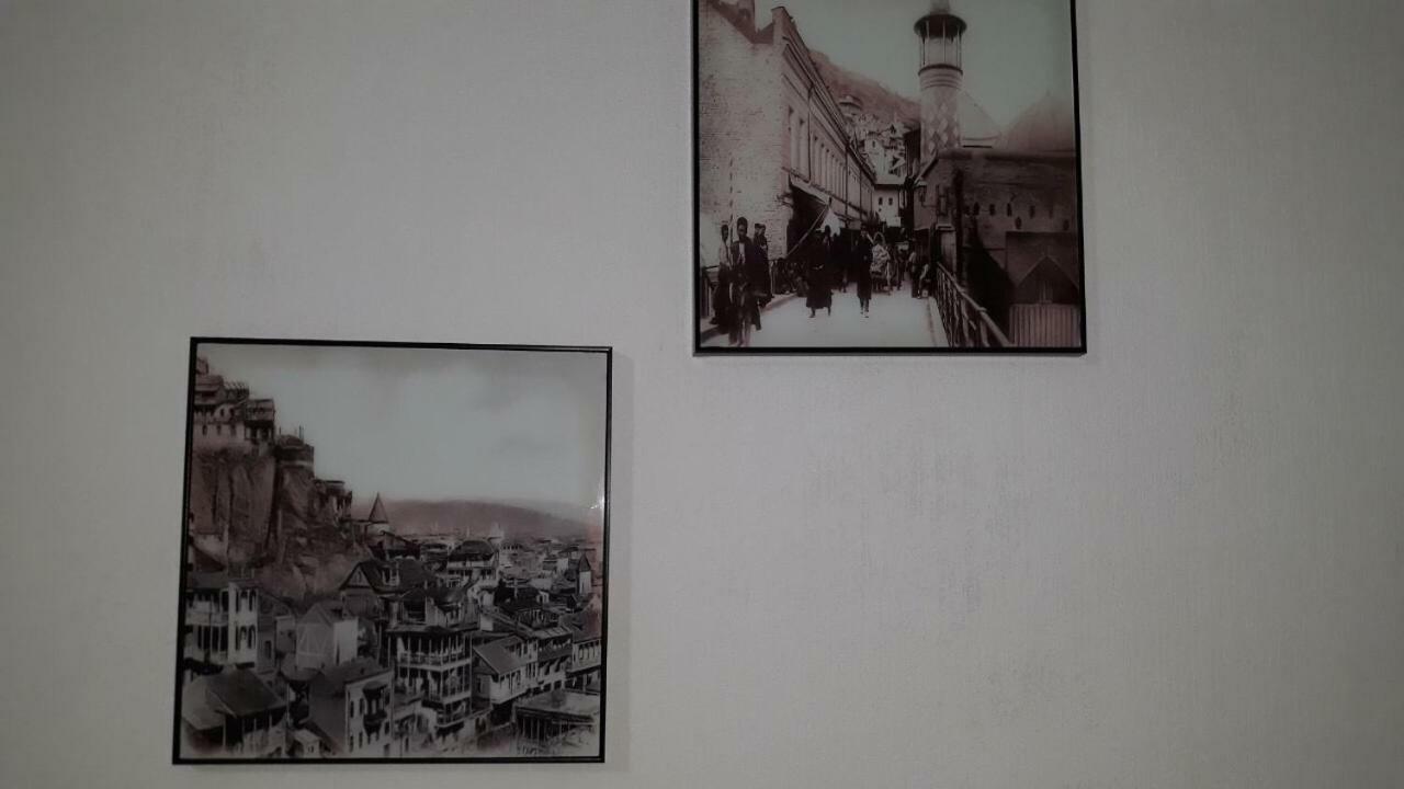 Guest House In Avlabari Tbilisi Esterno foto